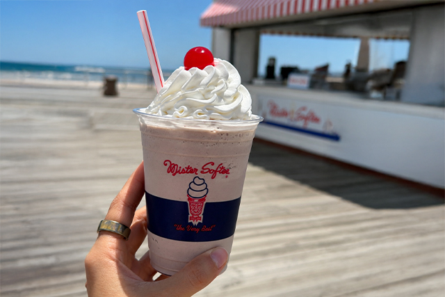 7_handcrafted-shakes-malts-floats 7_handcrafted-shakes-malts-floats